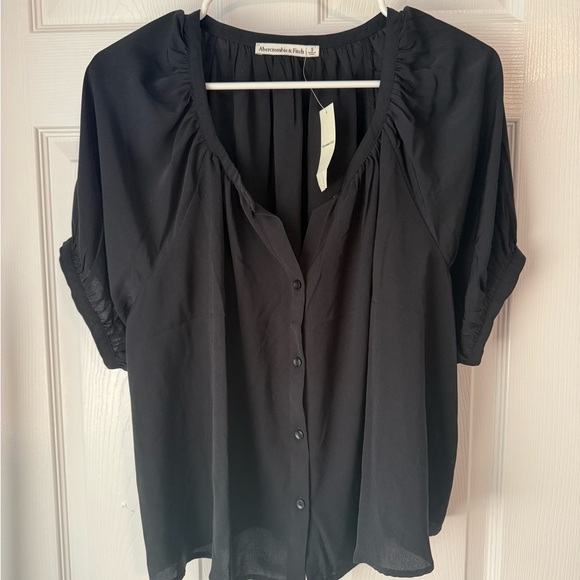 Abercrombie & Fitch Tops - NWT Abercrombie & Fitch Black Women's Top,size Small
